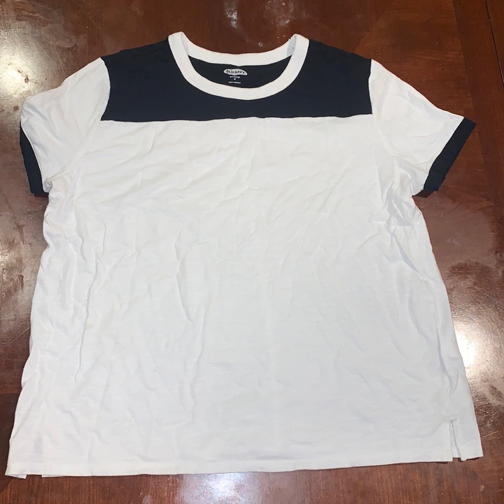 Cute boyfriend tee.